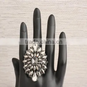 Nice Design Crystal Rhinestone Rings Wholesale, Stretch Rings With Fashion Stretch thumbnail-1