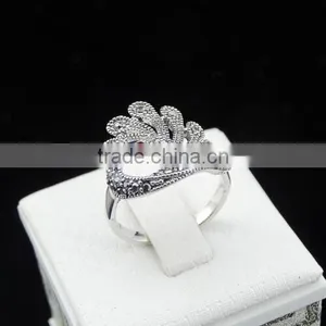 2015 Latest Design Women Enagement Crystal Diamond Ring for Sale thumbnail-6