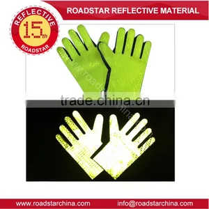 Double Reflective Side Pvc Prismatic Reflective Glove for Police thumbnail-2