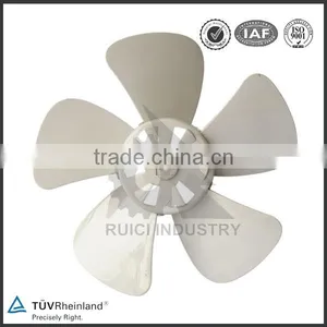Plastic Beads Plastic Injection Moulding Toy thumbnail-2