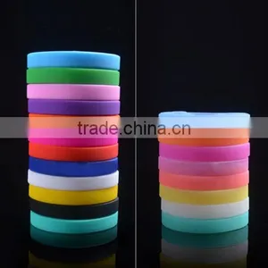 Cheap New Men And Women Sport Silicone Rubber Bracelet Rubber Straps Wristband thumbnail-2