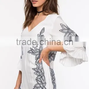 New Style Girls White Bold Embroidered Floral Cheap Romper thumbnail-3