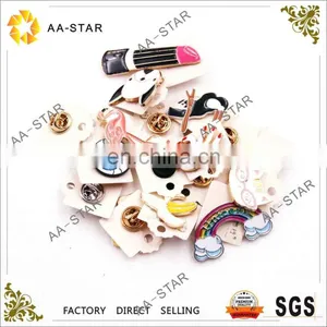 Lovely Cat Style Custom Enamel Pin With Glasses thumbnail-3