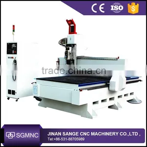 China 1325 3d Atc Cnc Wood Machine , Automatic Door Engraving Router Cnc With Vacuum Table thumbnail-2