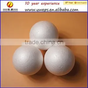 Polystyrene White Christmas Ball thumbnail-1