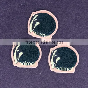 Iron-on Embroidered Patch,customized Self-adhesive Embroidery Patch thumbnail-3