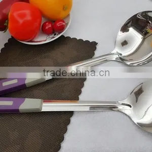 Classic Plastic Handle Cooking and Serving Utensil Set thumbnail-1