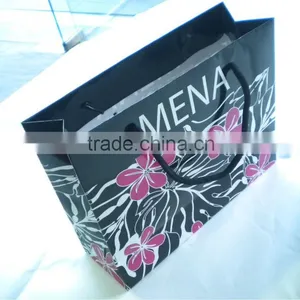Black Paper Bag for Cloth thumbnail-1