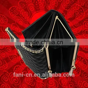 Luxury Style High Quality Leather Wallets for Lady With Chain and Hinge Design thumbnail-2