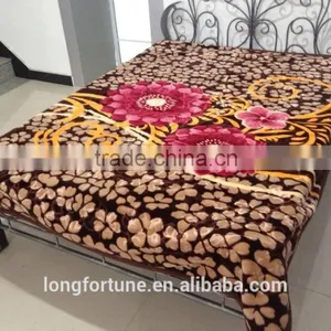 China Suppliers Quilt Blankets Rebel Wholesale 100% Polyester Knitted Cuddly Super Thick Warm Blanket thumbnail-4