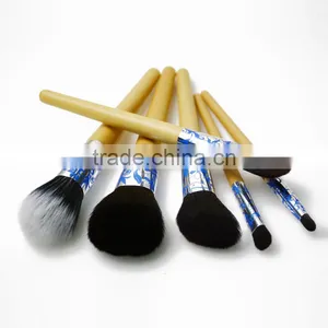 OEM Nylon Brush Material and Plastic Handle Material Oval Makeup Brush thumbnail-1