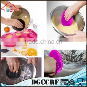 Hot Sell Non-Stick Silicone Scraper/Bowl Scraper/Silicone Spatula Kitchen Baking Tool thumbnail-1
