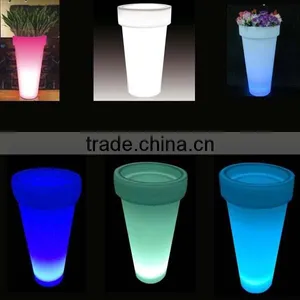Wireless Rechargeable Color Changing Round LED Flower Pot With Lighting System thumbnail-1
