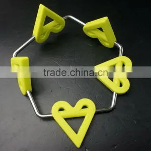 16146 Heart Shape Unti-skidding Table Silicone Mat thumbnail-4
