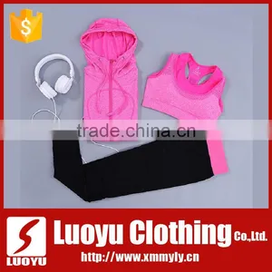 Bra and Yoga Pants Printed Sport Suit thumbnail-3