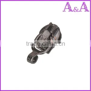 HOT-SELLING Electroplate Nylon Zipper Slider Camera Slider for Different Style thumbnail-4