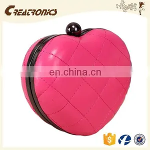 CR Low MOQ Requirements Shining Quilted Griddings pu Surface Heart-shaped Long Chian Black Best Selling New Coin Bag thumbnail-4