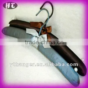 YT-S01 Colorful Padded Satin Hanger thumbnail-1