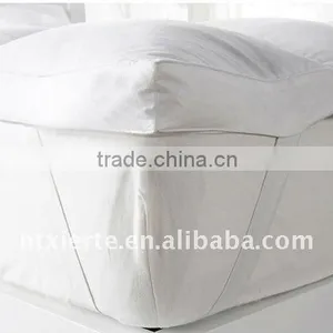 Hotel Duck Feather Mattress Pad thumbnail-1