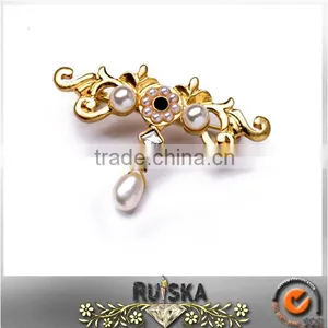 Antique Filigree Pearl Brooch For Wedding Invitations thumbnail-1