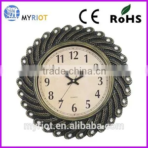 Wedding Decoration Plume Plastic 17 Inch Wall Clock thumbnail-1