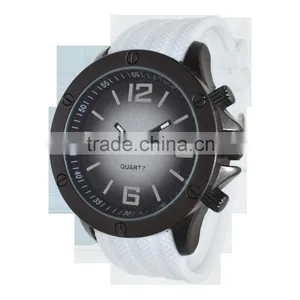 Hot Selling Men's Wrist Watch With Silicon Strap thumbnail-2