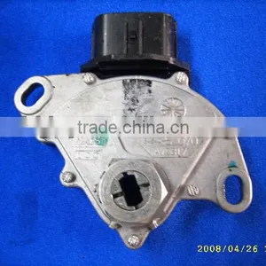 Neutral Switch 84540-52070 For TOYOTA RACTIS COROLLA RAV4 thumbnail-1