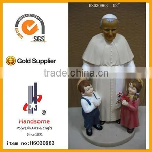 Resin Home Decoration Pope and Children thumbnail-1