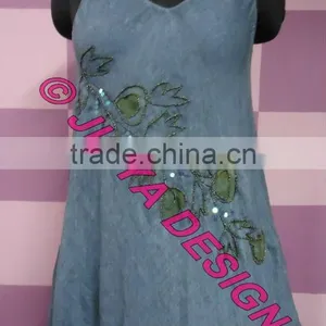Dresses thumbnail-1