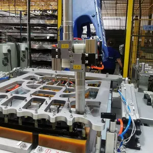 Robotic Flexible Welding Equipment for Car Interior Parts thumbnail-5