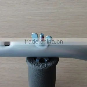 Aluminium Adjustable Crutch thumbnail-4