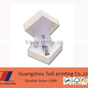 Customized Paper Watch Boxes for Men thumbnail-1