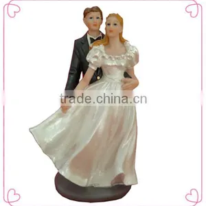 Resin Couple Figurine for Wedding Gifts thumbnail-1