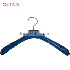 Wide Shoulder Heavy Duty Customize Knit Hanger For Display thumbnail-1