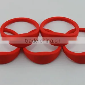 2016 Bespoke Silicone RFID Wristbands thumbnail-2