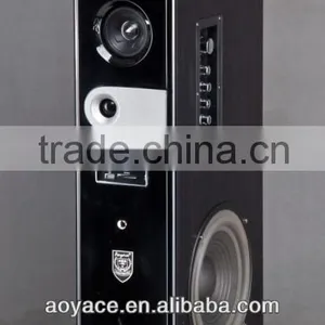 Speaker With Iphone 4S Docking Station thumbnail-1