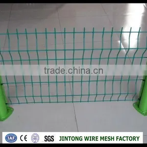 Anping Curved Wire Railway Fence Manufacturer/Peach Shape Post Pvc Coated Steel Welded Fence thumbnail-4