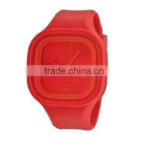 Hot Colorful Plastic Digital Watch With Silicone Strap thumbnail-3