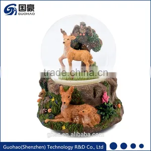 Zoo Souvenir Deer Snowglobes thumbnail-1