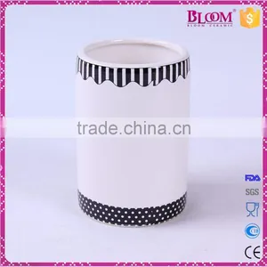 White 4 Pcs Ceramic Hotel Bathroom Accessories Set thumbnail-3