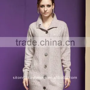 Sweater thumbnail-1
