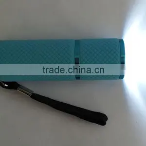 Highlight LED Torch Flashlight thumbnail-2