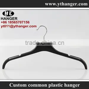 IMY-471 Black Recycled Plastic Hangers for Drying Clothes Plastic Hangers thumbnail-2