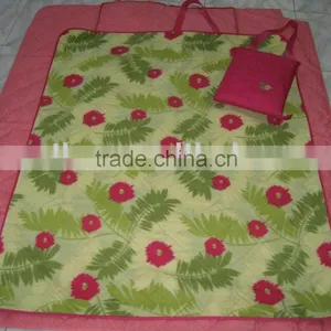 100%polyester Printed Picnic Blanket thumbnail-1