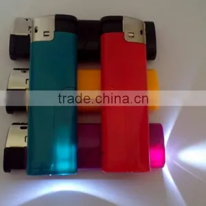 Good Quality Disposable Electronic Cigarette Lighter With Flashlight/LED thumbnail-3