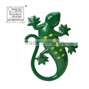Designed Hand Painted Lizard Shape Plastic Outdoor Window Thermometer thumbnail-1