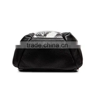 Factory Fashion Design Genuine Leather Chest Bag Shoulder Bags for Man thumbnail-5
