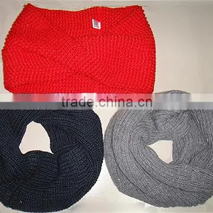 Solid Color Unisex Acrylic Neckerchief Knitted Scarf thumbnail-1
