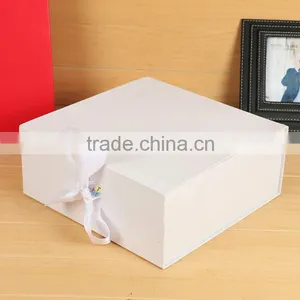 White Rectangle Matte Ribbon Folding Paper Gift Packing Box thumbnail-1