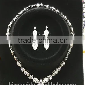 AAA CZ Stone Wedding Jewelry Set thumbnail-1